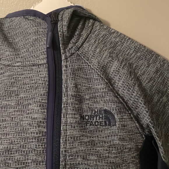 North Face Fleece Coat - Picture 2 of 6